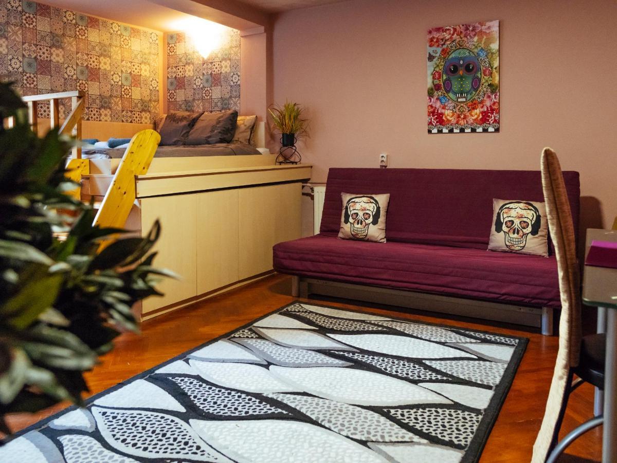 Woody - Cozy And Quiet Place Near Moghioros Park Bukares Bagian luar foto
